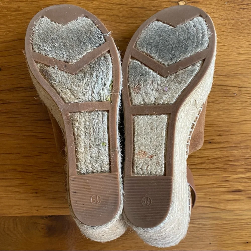 Marc Fisher Adalyn Espadrille Wedge Sandal Women’s SZ 5.5 in Tan Saddle - Picture 7 of 8